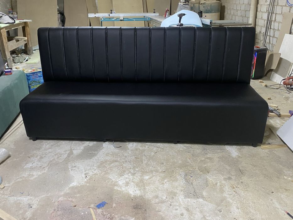 Диван для дома,кафе и офиса