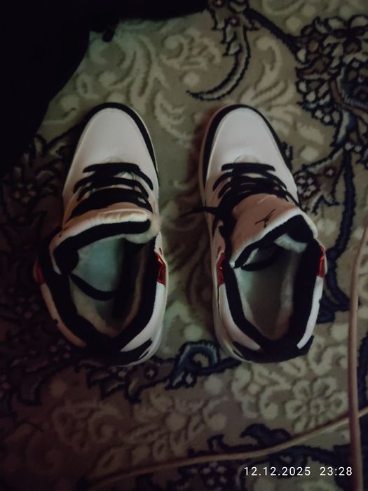 Мужские кроссовки