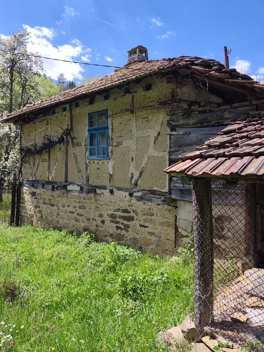 къща в района на Трявна.