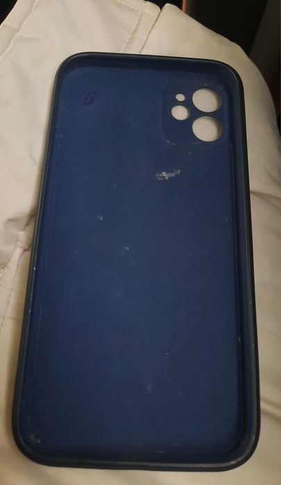 Чехол на айфон  11