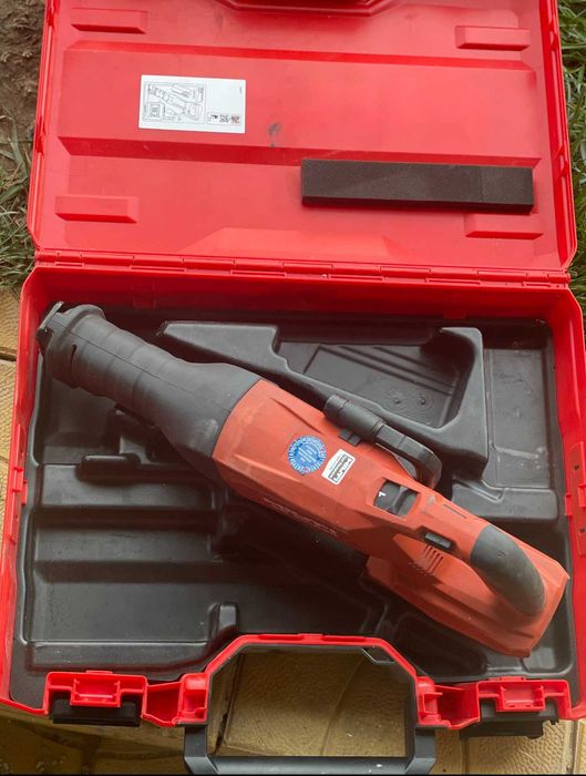 Мощен саблен трион Hilti SR 30 A36