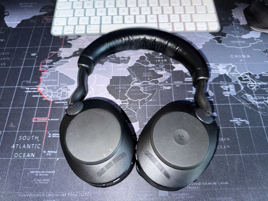 Jabra Casca EVOLVE2 85 UC fara fir, Stand incarcare inclus