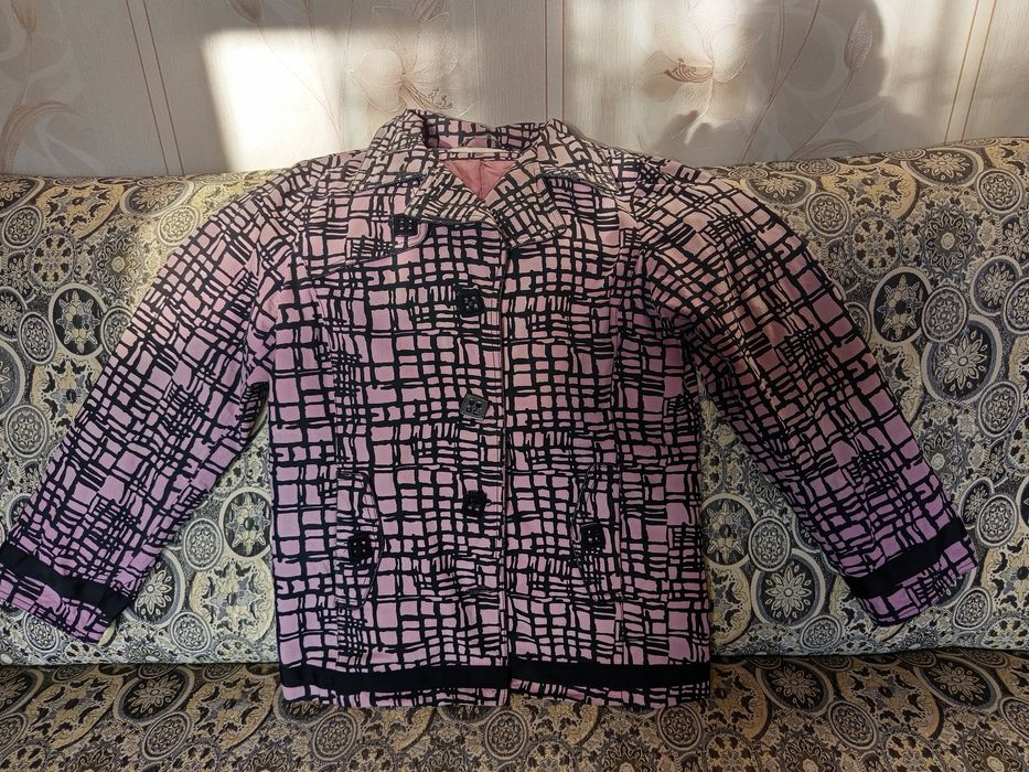 Куртка -ветровка 50-52 размер