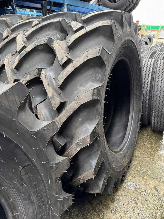 16.9-30 cu 16 pliuri anvelope noi marca PANTHER