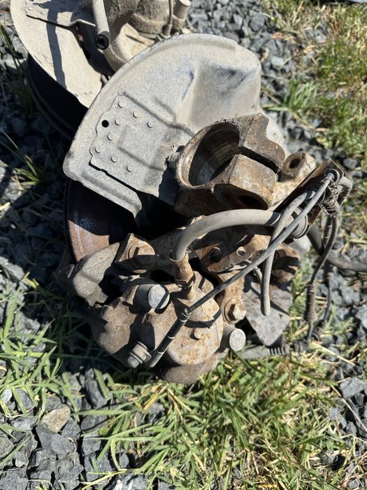 Fuzeta fata stanga dreapta  bmw e46 seria 3