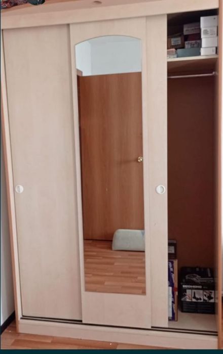 Продам спальный гарнитур хорошом состояние