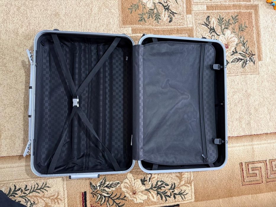 Продам Чемодан Америка туристер