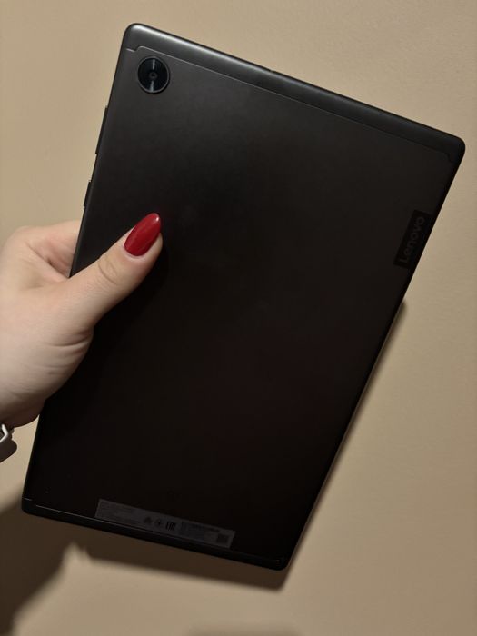 Lenovo tab M10 FHD plus