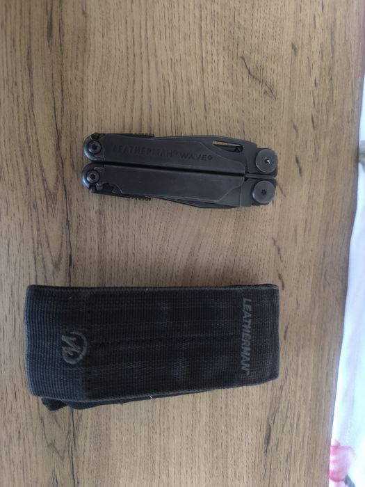 Leatherman wave.