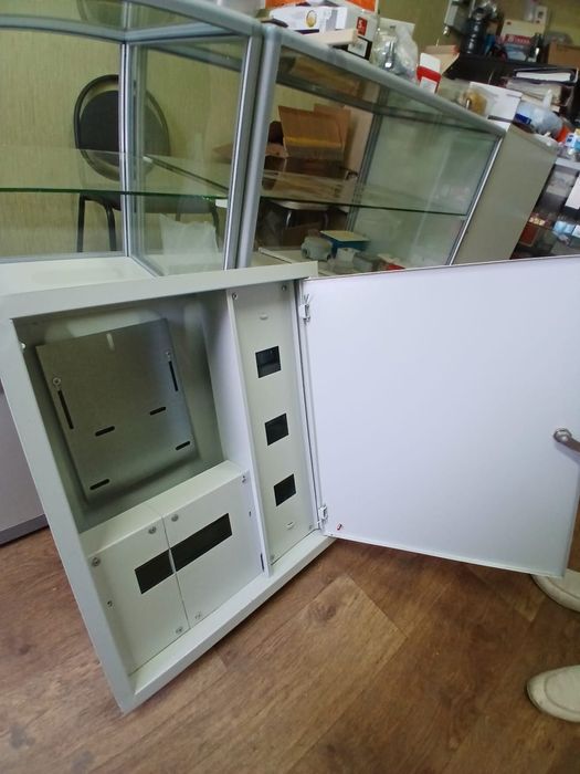 электрический распределительный щит