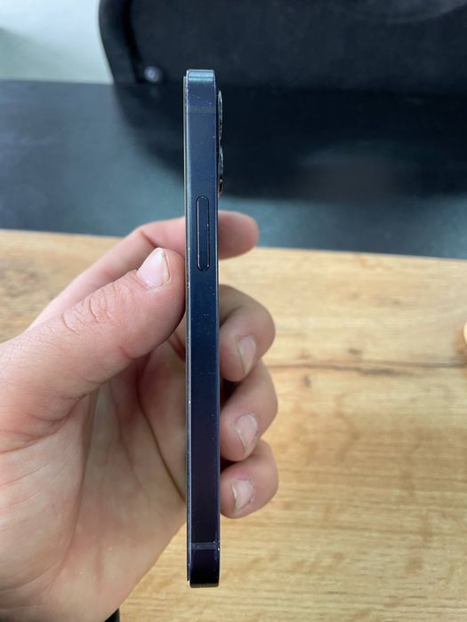 Iphone 12 mini kor dok yo cizilgan joy bor 128 talik 75 yomks abmen yo