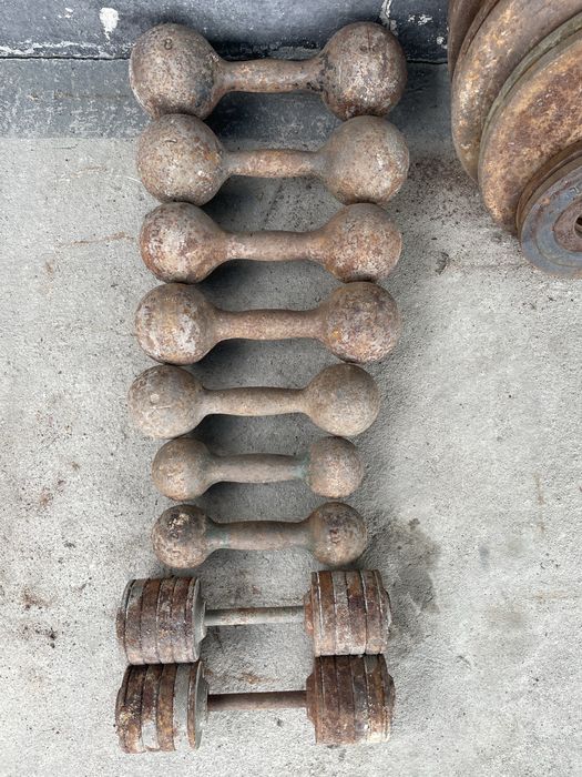 Гири, гантели, блины от штанги.