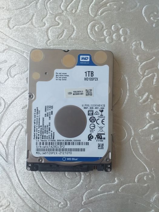 Продаётся жёсткий диск на 1 ТБ в хорошем состоянии