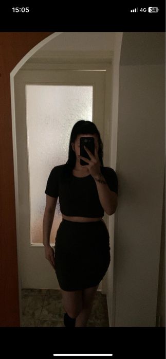 Compleu tricou si fusta