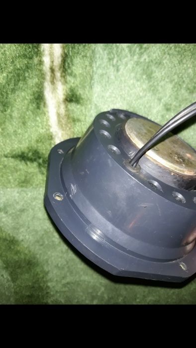 Difuzor de medie impedanța 4 ohmi, 12 cm