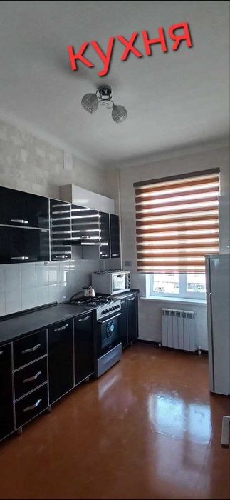 квартира 3 хана 3-этажда Каракалпакстан коше 24 саат карама карсысы