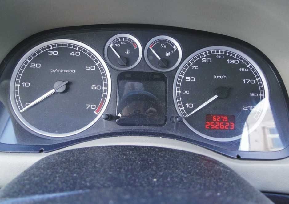 ЧАСТИ ПЕЖО 307 Peugeot 2001-2008г. бензин, 1400куб, 55kW, 75kс.