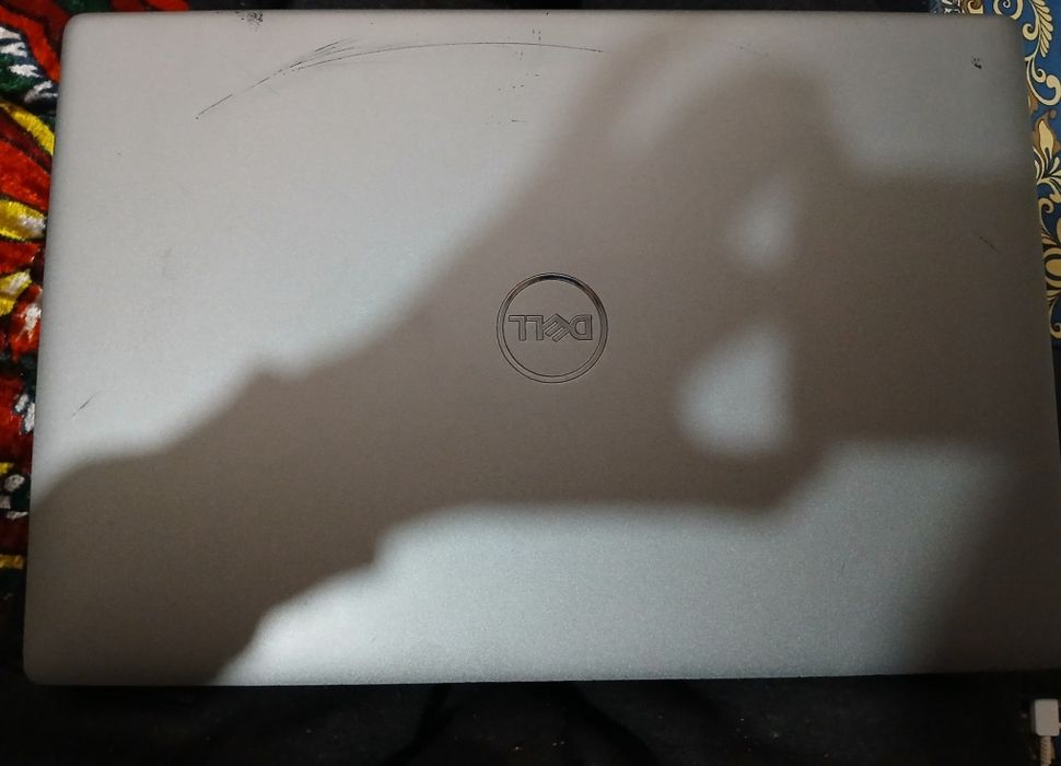Noutbuk Dell Latitude 5411