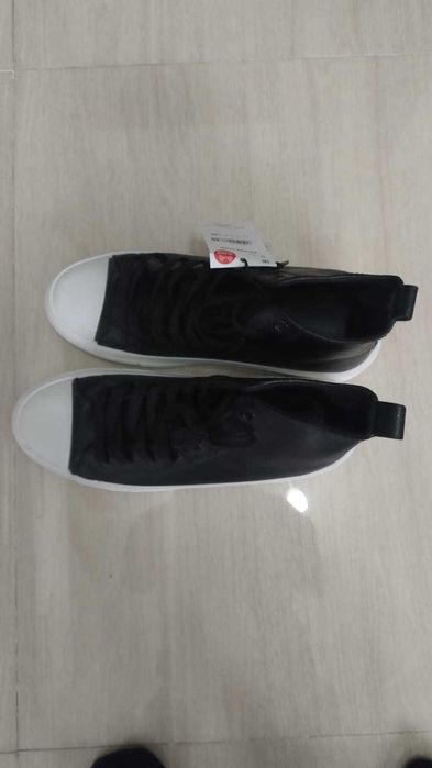 Teniși înalți gen Coverse noi