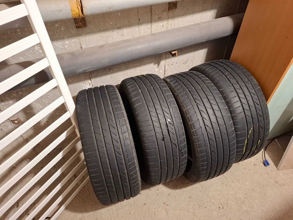 Летни гуми 215 45 18 Dunlop SP Sport Maxx TT 215/45 R18