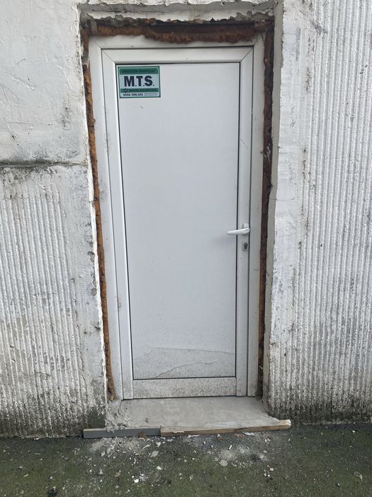 Vind usa din aluminiu completa pentru imobile