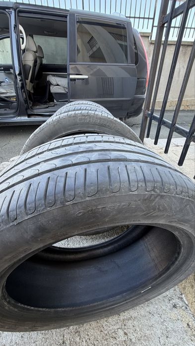 245/45/17 летни гуми в добро състояние  Pireli