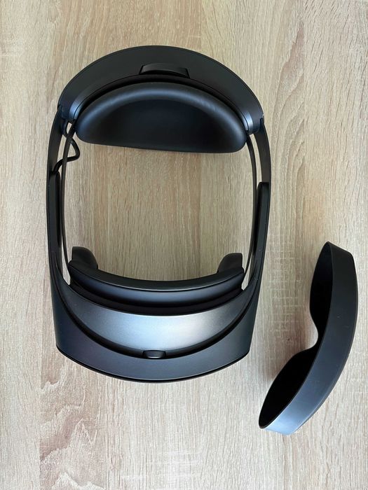 Meta Quest Pro | 256GB | VR/MR Headset + калъф