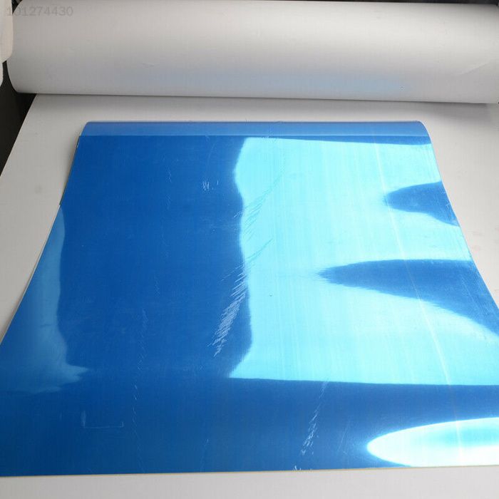 Oglinda adeziva 50x100cm. Noua!