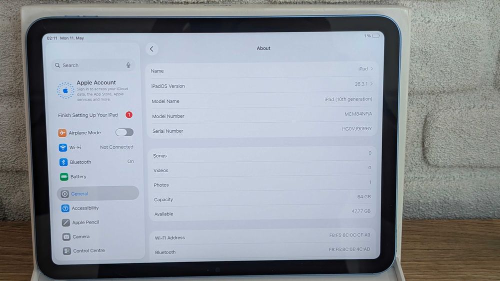 iPad 10th Gen 64GB Blue – като нов