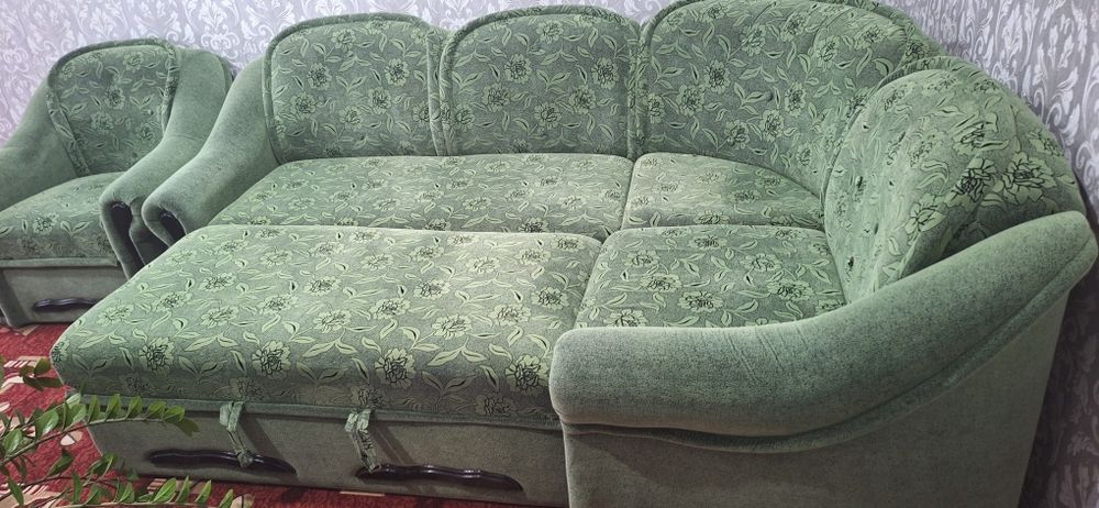 Диван угловой с креслом