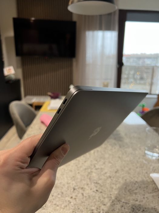 Apple MacBook Air M1