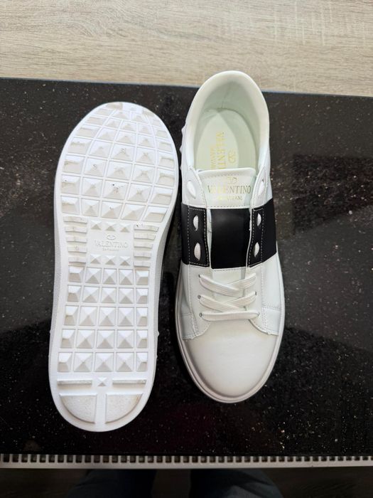 Papuci/Shoes Valentino Garvani