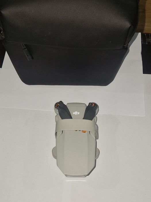 Dji mini 2 se perfecta cu accesorii