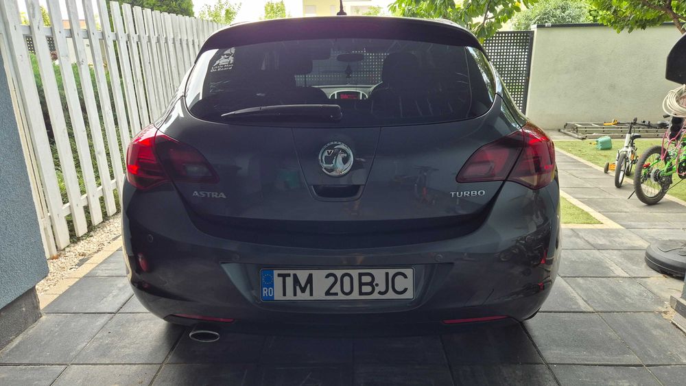 Astra J SRi - 2010 Motor 1.4 Turbo 140cp