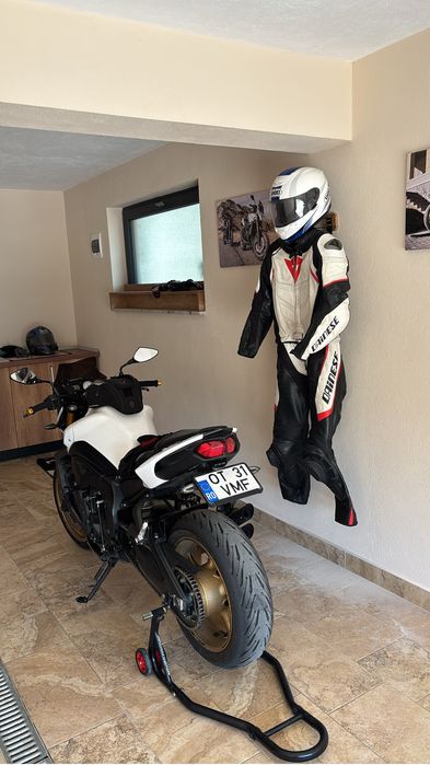 Yamaha fz800 2011 accesorizata + stander spate