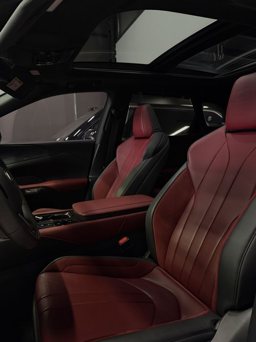 Продается Lexus RX500h F Sport 2024