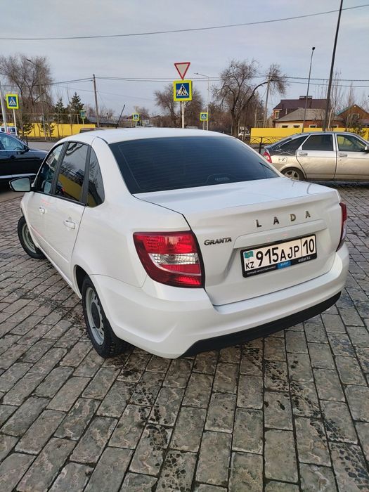 Лада гранта фл 2025года