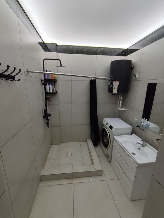 Dream houseda (eski soat o'rni) tayyor mebel taxnikasi bilan xonadon