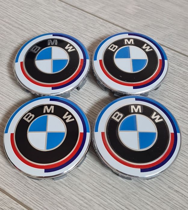 Set-4-Capace-Aniversare-Jante-68mm-Bmw-F30-F10-F15-F16-F01-E46-E90-E60-F32-F20-F12-E87