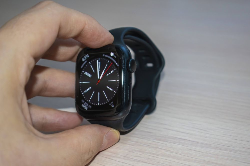 Apple watch 8 41mm. midnight aluminium