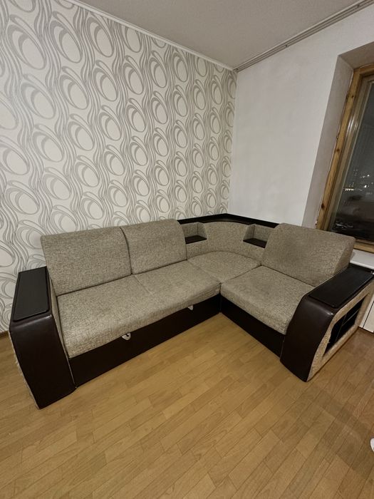 Продам б/у диван