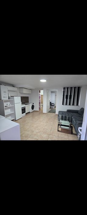 Inchiriez apartament 2 camere