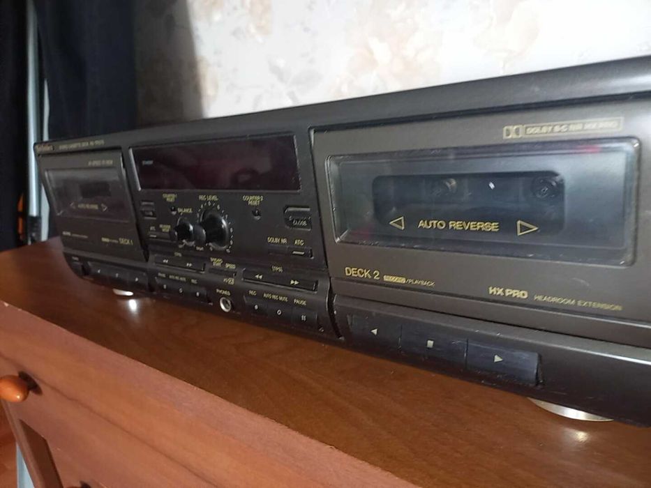 Продам деку Technics 575.