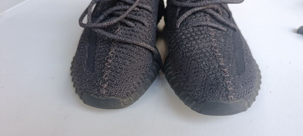 Adidas YEEZY BOOST 350