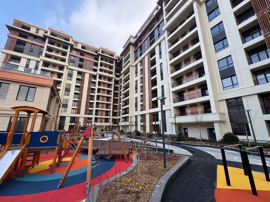 Продается 3х ком квартира, ЖК Celebrity Residence, ор-р:8й роддом,92м²