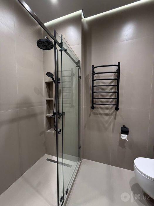 Срочно продается 2в3 ком квартира, ЖК ViaPort, ор-р: ул.Заводская,67м²