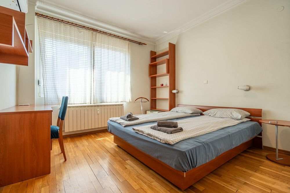 Четиристаен, под наем, Център-НДК