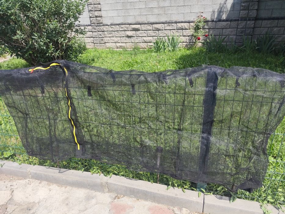 Продам сетку для батута 150*88