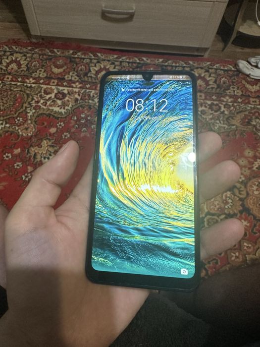 Продам телефон huawei p30