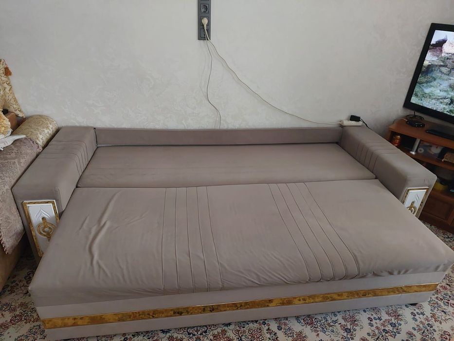 Продам диван б/у